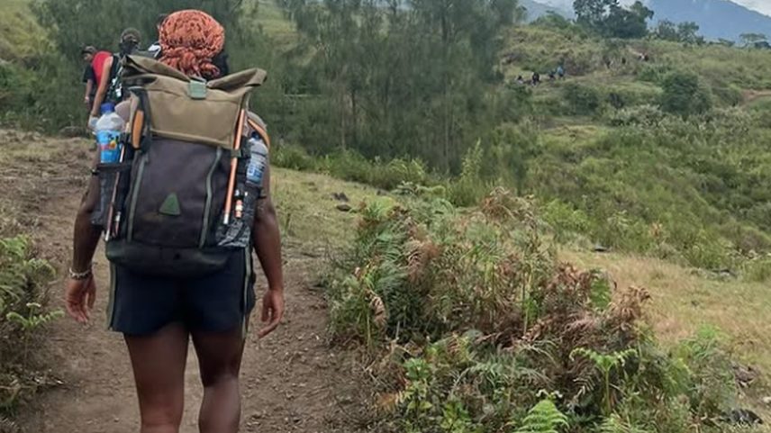 Juliana Marins na trilha do vulcão Rinjani, na Indonésia (Foto: Reprodução/Instagram)