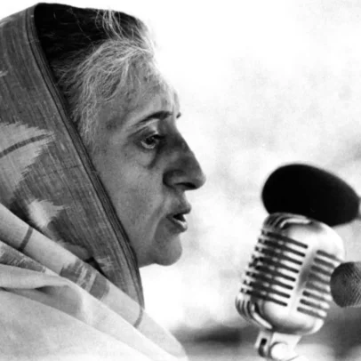 Democracia indiana é suspensa durante a emergência de Indira Gandhi