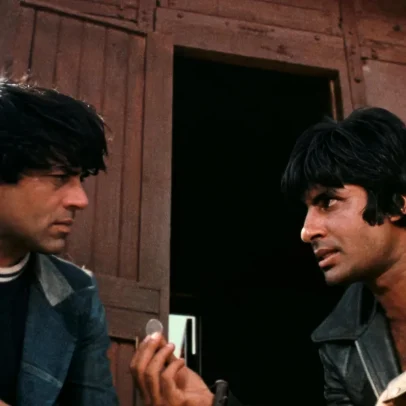 Sholay retorna aos cinemas com nova versão após 50 anos de sua estreia