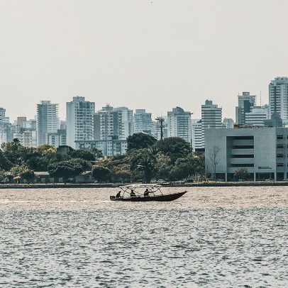 Baku e Belém buscam soluções para liberar US$ 1,3 trilhão em gestão sustentável