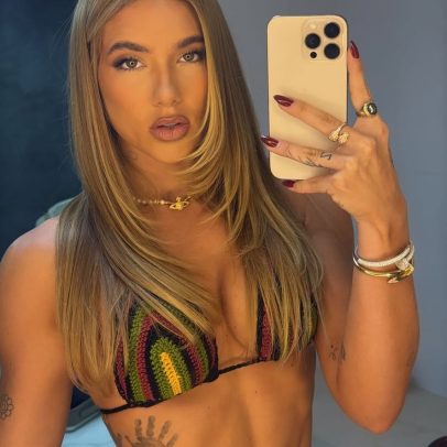 Virginia se junta a tendência do biquíni de crochê que conquistou Anitta