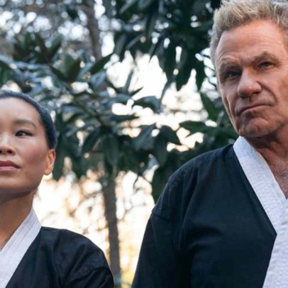 Ator de Cobra Kai se envolve em incidente e morde colega durante evento