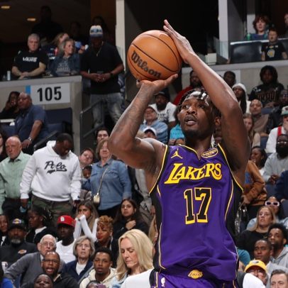 Rockets contratam Dorian Finney-Smith e tiram jogador do Lakers