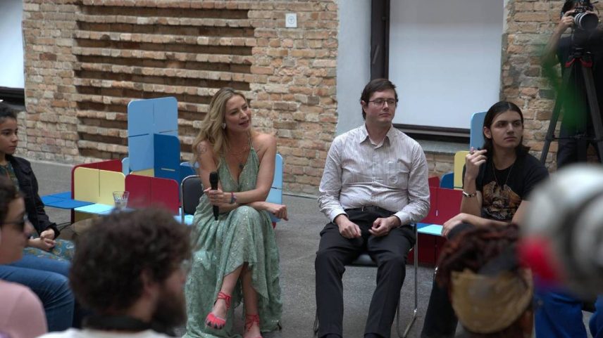 Luana Piovani é a entrevistada do quadro Pode Perguntar, no Fantástico deste domingo (29) (Foto: Raísa Carvalho/Divulgação Globo)