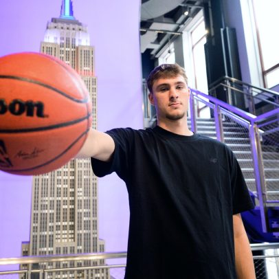 Cooper Flagg brilha como destaque no Draft da NBA 2025 e promete grandes emoções