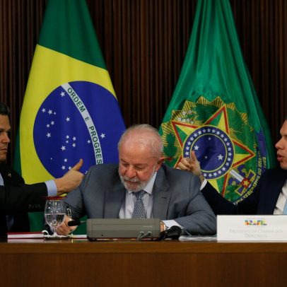Lula, Alcolumbre e Hugo Motta se reúnem hoje para discutir pautas importantes