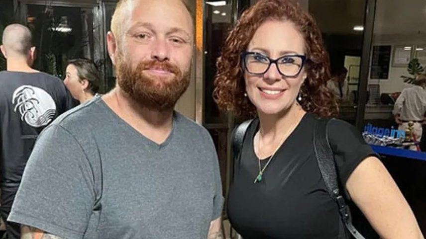 A deputada Carla Zambelli postou foto de encontro com o hacker Walter Delgatti (Foto: Reprodução/Twitter)