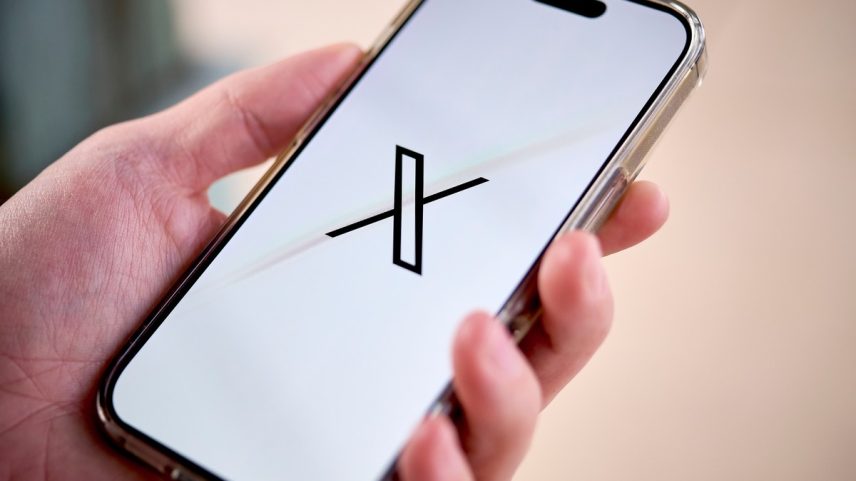 X, de Elon Musk, oferecerá investimentos e compras, numa tentativa de se tornar um "app de tudo" (Foto: Bloomberg)