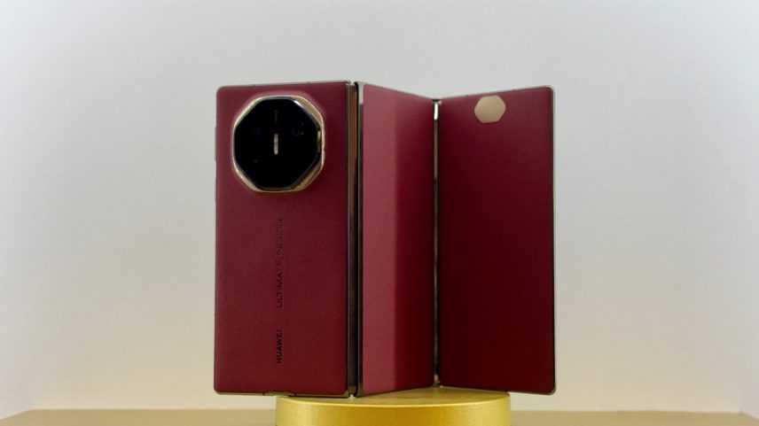 Huawei Mate XT Ultimate foi lançado com preço que ultrapassa R$ 32 mil (Foto: Ana Letícia Loubak/TechTudo)