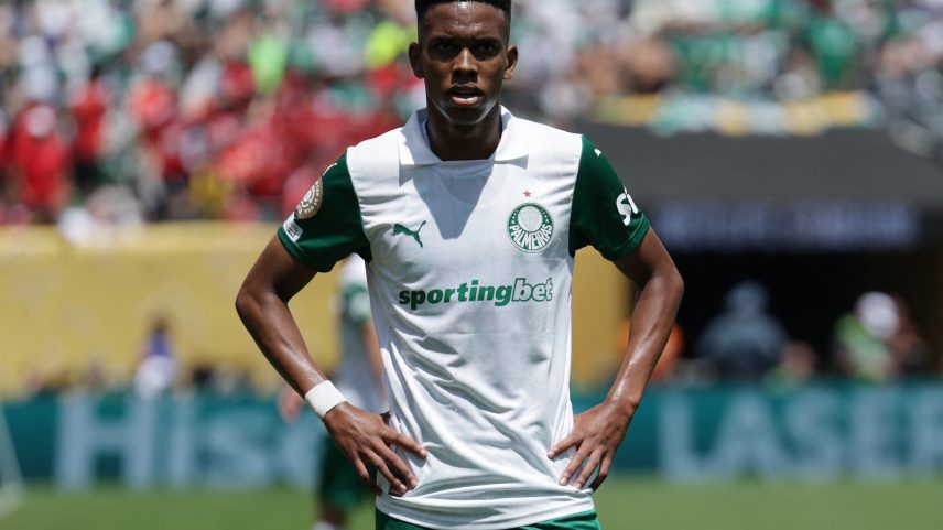 Estêvão, do Palmeiras, durante o jogo contra o Al Ahly, pelo Mundial (Foto: Jeenah Moon/Reuters)