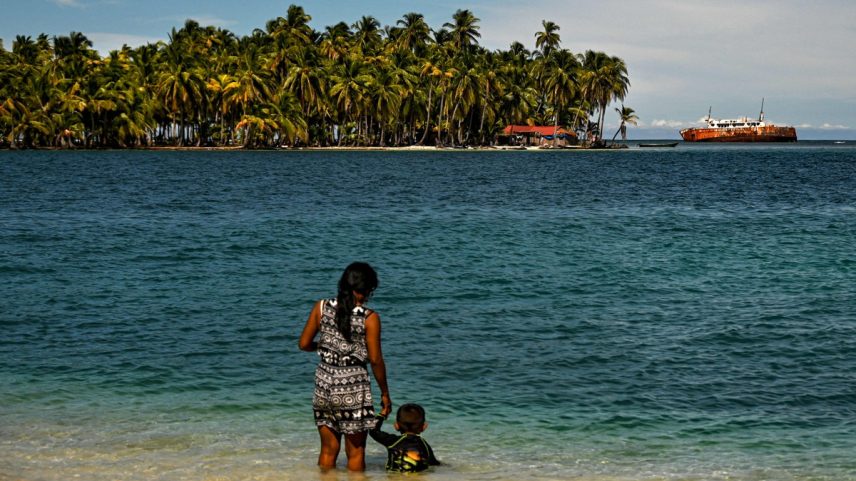 Taxa de fecundidade no Brasil caiu para 1,5 filhos por mulher (Foto: Martin Bernetti / AFP)