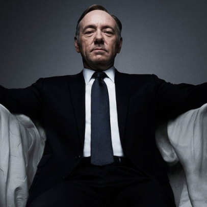 Kevin Spacey anuncia retorno ao cinema e promete perdoar seus críticos