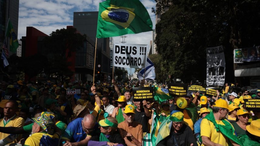 Protesto pró-anistia na Avenida Paulista (Foto: Maria Isabel Oliveira)