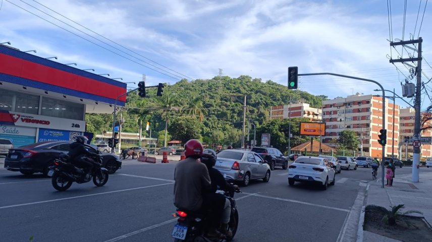 Colisões de automóveis com motos representam a maioria dos casos, com 580 registros (Foto: Lívia Neder)