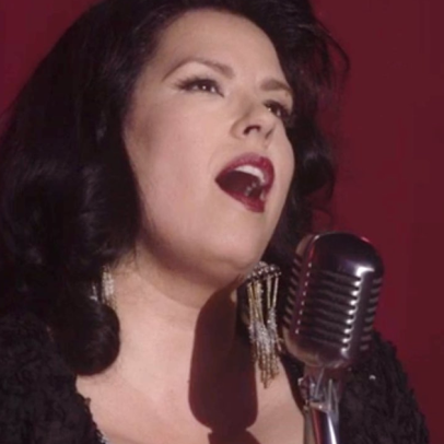 Morre Rebekah Del Rio, icônica cantora de Cidade dos Sonhos, aos 57 anos