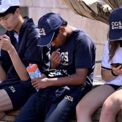 Governo australiano implementa testes para restringir acesso de jovens a redes sociais