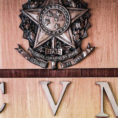CVM planeja revisão da lei de crowdfunding para impulsionar tokens RWA no Brasil