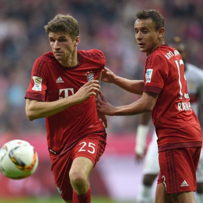 Rafinha desliga telefone para evitar contato com Müller durante competição