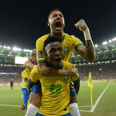 Ancelotti afirma que número 10 de Vini pode mudar e elogia Neymar na Copa