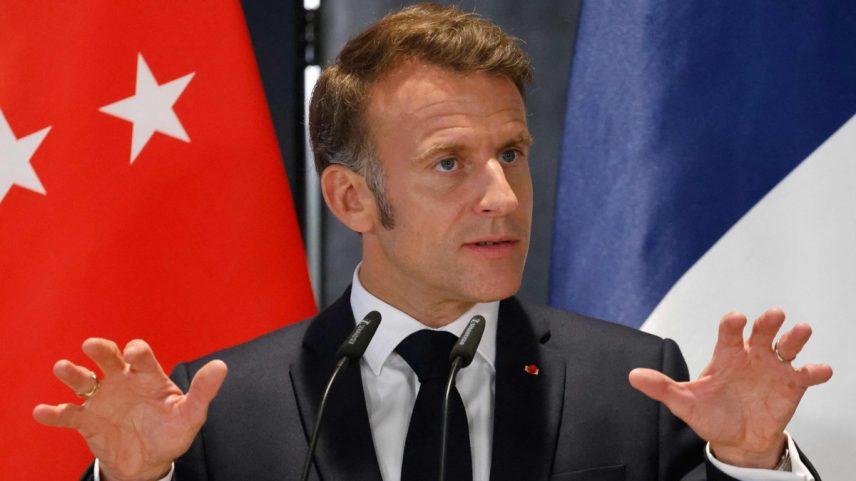 O presidente francês, Emmanuel Macron, falou com o presidente iraniano e pediu 'moderação' e retorno 'à via diplomática' (Foto: Ludovic Marin/AFP)