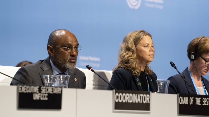 Sessão plenária de encerramento das Reuniões Climáticas de Junho em Bonn, na Alemanha; evento é considerado prévia da COP30 (Foto: Lara Murillo/UN Climate Change)