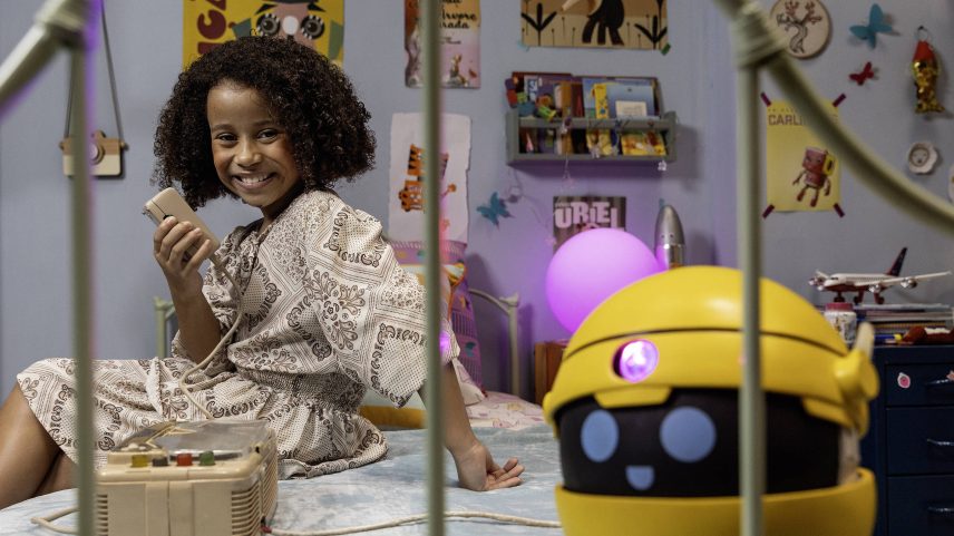 A atriz Sabrina Souza, da nova versão de 'Mundo da Lua' (Foto: Eduardo Knapp/Folhapress)