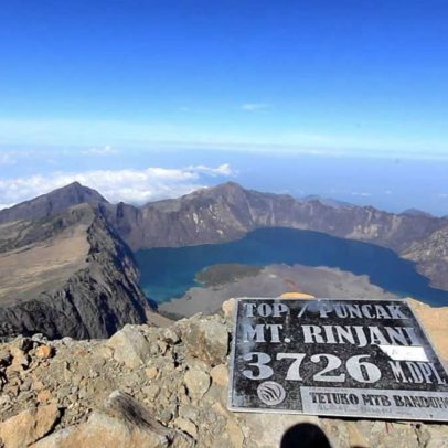 Alpinista é resgatado no Monte Rinjani após tragédia com Juliana Marins