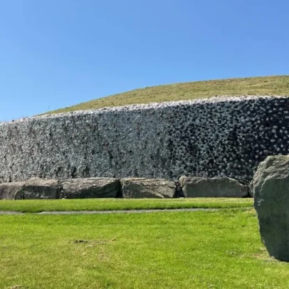 Túmulo irlandês antigo revela que elite social não era seu único uso