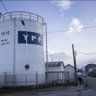 Argentina é obrigada a entregar 51% da YPF após decisão judicial nos EUA