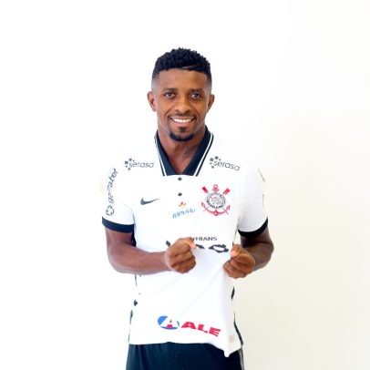Jonathan Cafu aciona o Corinthians na Justiça por R$ 2,5 milhões em indenização