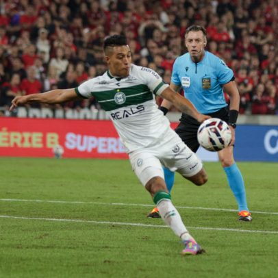 Sebastián Gómez emociona torcedor do Coritiba após gol em clássico emocionante