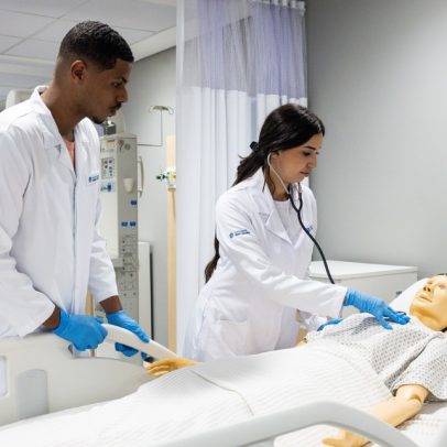 MEC lança edital para exame que avalia cursos e habilita residência médica
