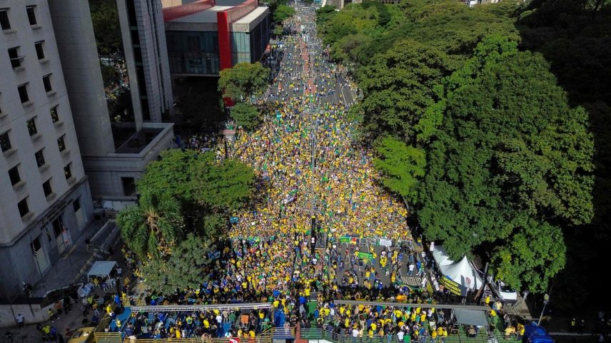Manifestação bolsonarista na Avenida Paulista neste domingo (Foto: Miguel SCHINCARIOL / AFP)