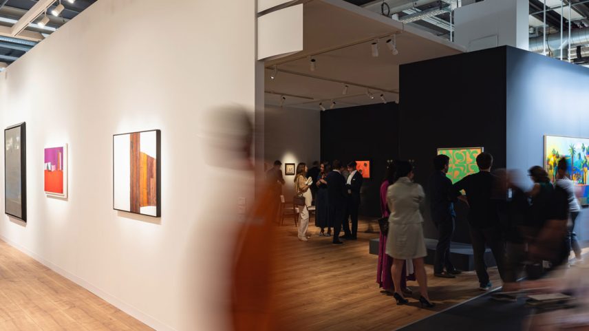 Cena na Art Basel 2025. (Foto: Sara Barth/Courtesy Art Basel)