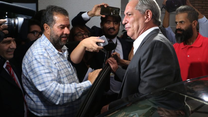 Ciro Gomes e Carlos Lupi: elo no PDT pode chegar ao fim (Foto: Ailton de Freitas/Ag O Globo)