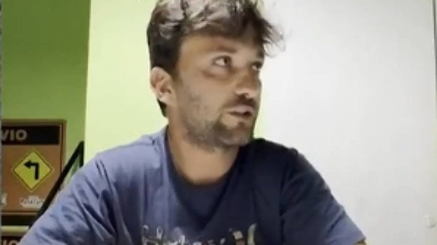 Elves de Bem Crescêncio, que conduzia o balão que caiu em Praia Grande (SC), neste sábado (21), durante depoimento à Polícia Civil (Foto: Reprodução/TV Globo)