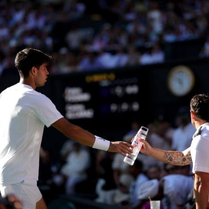 Interrupção em Wimbledon após espectador receber atendimento médico na quadra central