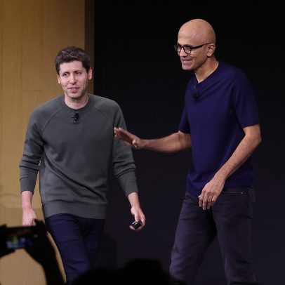 OpenAI e Microsoft enfrentam divergências que ameaçam parceria bilionária na IA