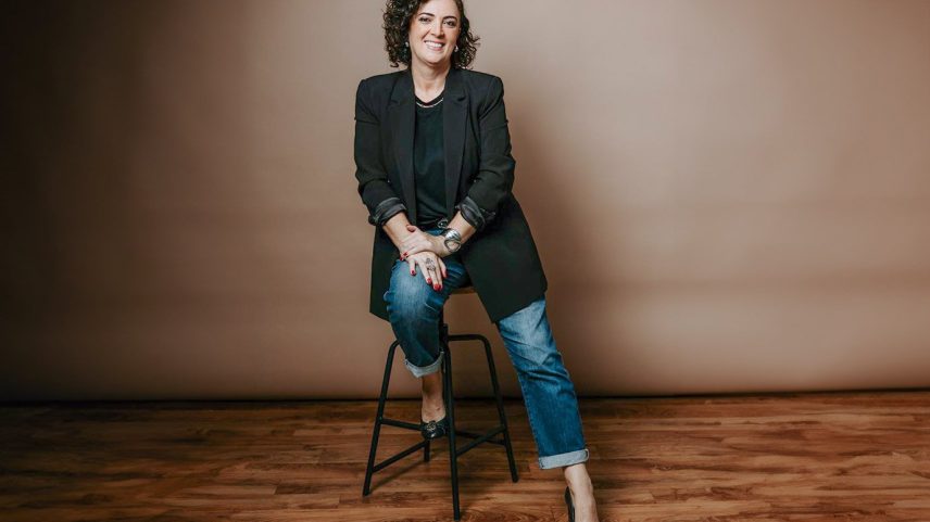 Ana Paula Franzoti, empresária e especialista em RH: “A transição não é apenas sobre mudar de empresa, é sobre mudar a forma de viver o trabalho” (Foto: Carolina Pires/Divulgação)