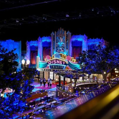 Homem procurado finge se casar com menina de 9 anos na Disneyland Paris