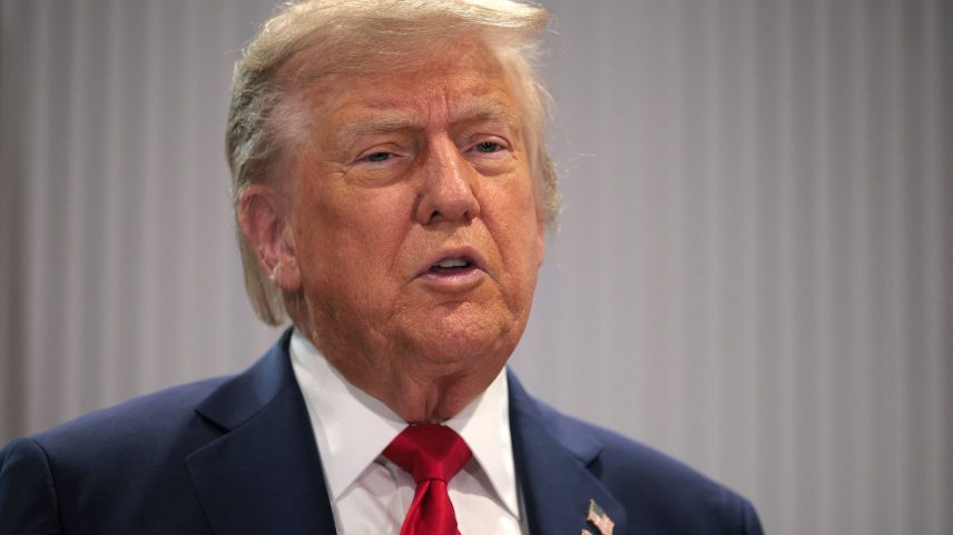 Donald Trump, presidente dos EUA, durante viagem ao Canadá, em 16 de junho (Foto: Chip Somodevilla/AFP)