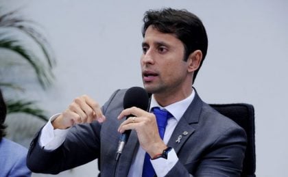 Deputado Duarte Jr. recomendou a aprovação da proposta que libera o FGTS para compra de carros adaptados. (Foto: Renato Araújo/Câmara dos Deputados)