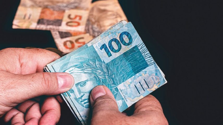 Imposto de Renda 2025: a Receita vai pagar a restituição do IR 2025 em cinco lotes (Foto: Rmcarvalho/Getty Images)
