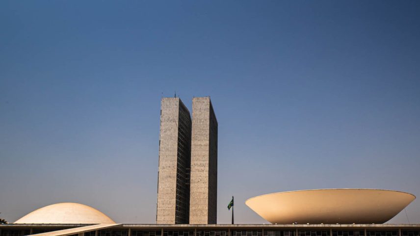 Número de bancos investindo em ETF de bitcoin é surpreendente, diz CEO da BlackRock no Brasil (Foto: Reprodução)