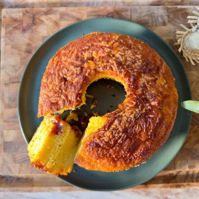 Bolo de milho com goiabada na air fryer é a receita perfeita para a Festa Junina