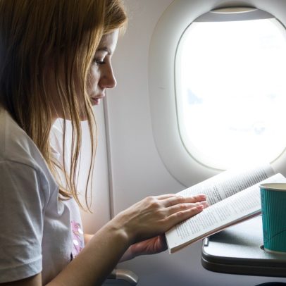 Viajar com alergia alimentar: 8 dicas essenciais para segurança no avião