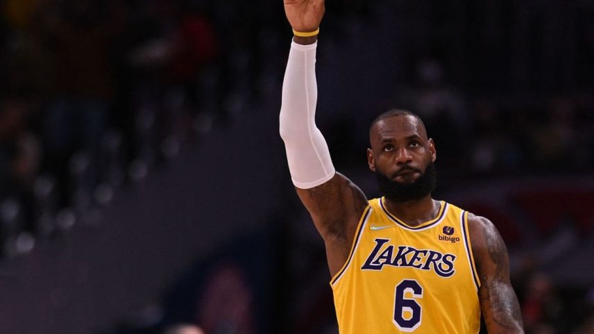 Los Angeles Lakers: time foi vendido por US$ 10 bilhões, marcando a maior transação da história do esporte americano e destacando a importância do valuation no mundo dos negócios (Foto: Tommy Gilligan/USA TODAY Sports/Agência Brasil)