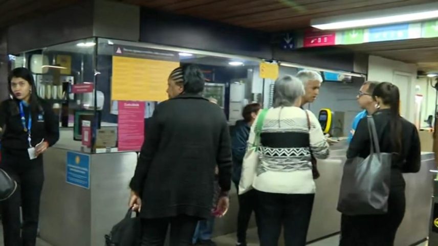 Metrô do Rio tem circulação com intervalos irregulares na manhã desta quinta-feira — Foto: Reprodução / TV Globo
