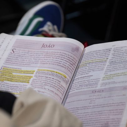 Debate sobre cristianismo destaca tensões entre cristofobia e cristofascismo