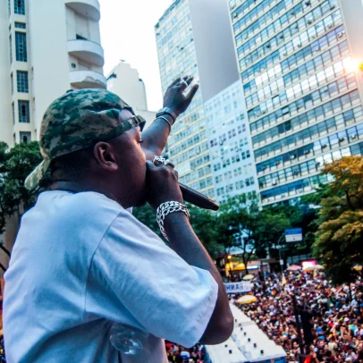 Rap educa e fortalece identidade ao combater o racismo na sociedade brasileira